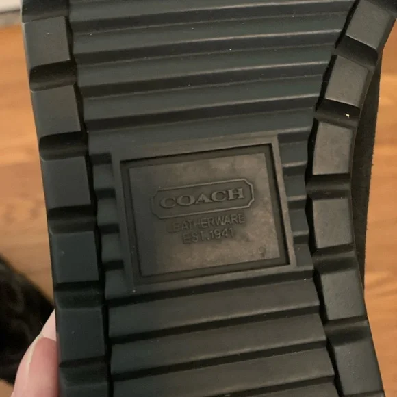 Coach Tatum winter boot, black suede with logo top, Women’s size 7.5 - Picture 4 of 6